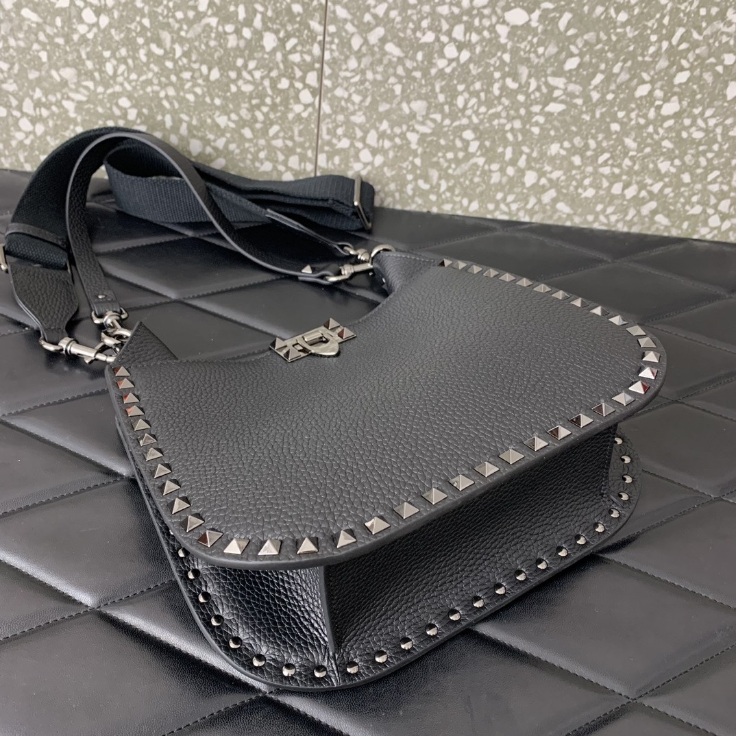 Valentino Garavani Rockstud Hobo Bag in Black Grainy Calfskin